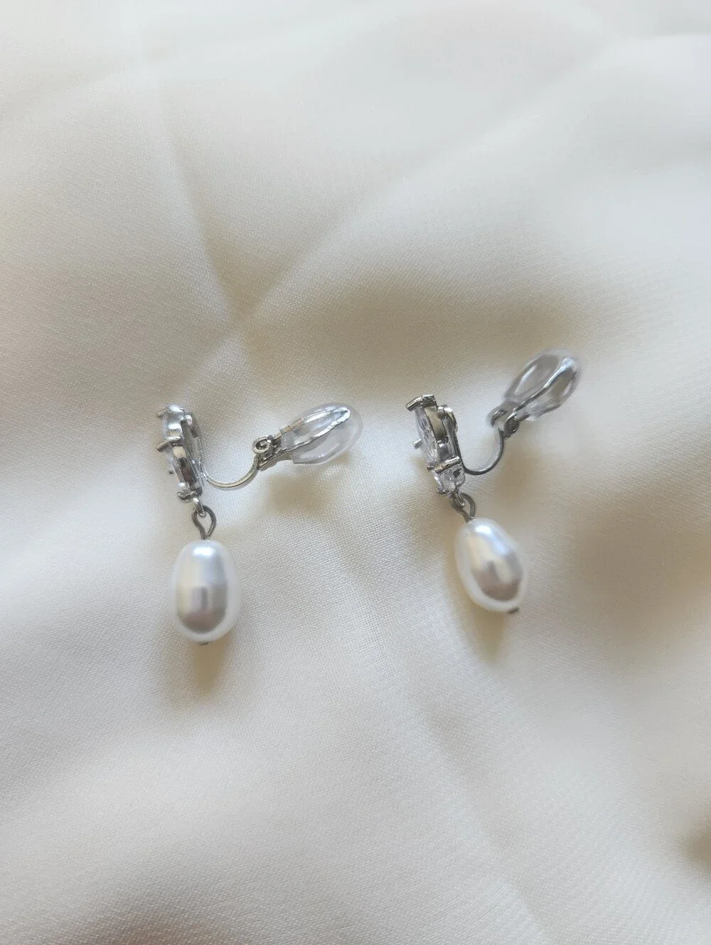 Clip on Silver & White Pearl Bridal Art Deco Drop Earrings Nickel-free Elegant